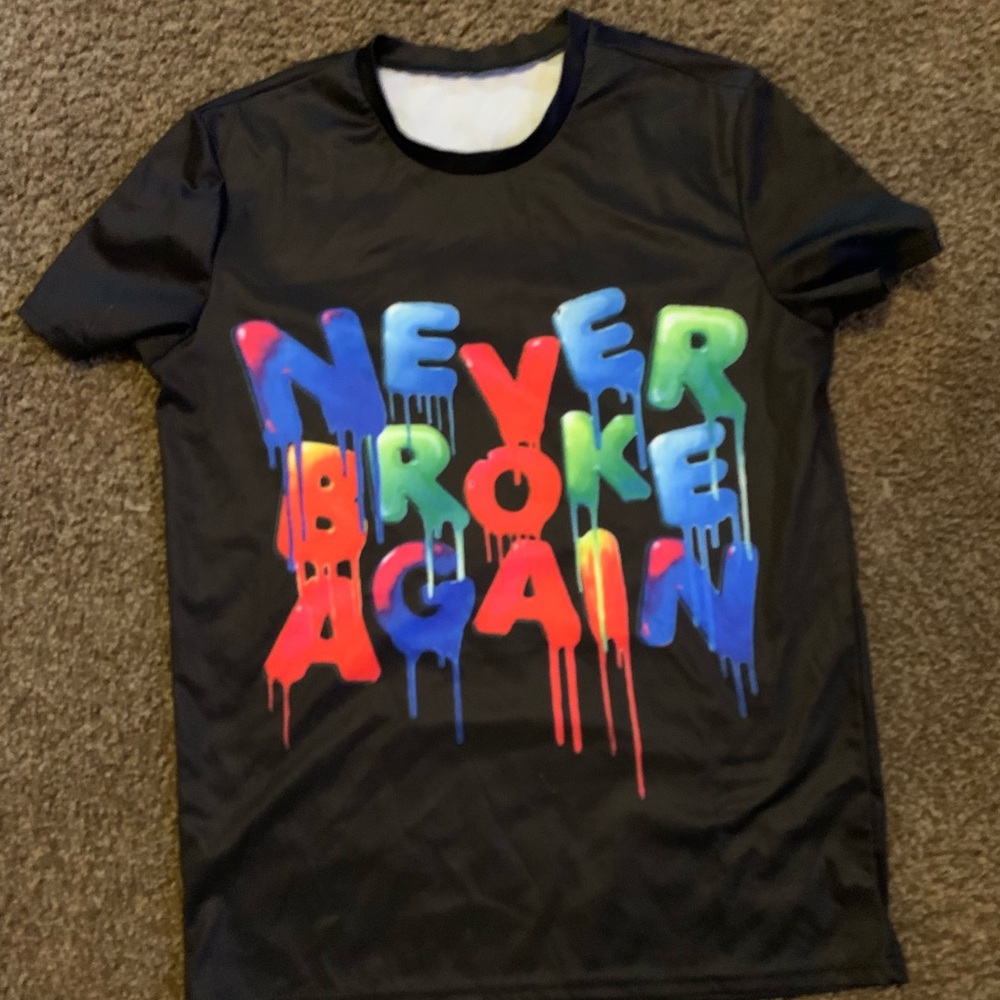 Cleaning out my closets! Clothes for sell.